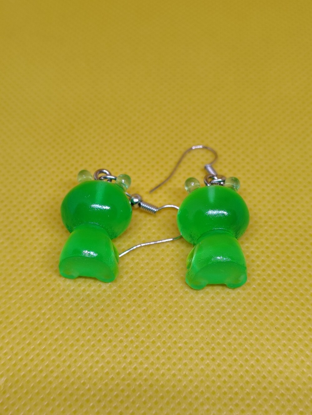 2/$15 Alien Dangle Earrings - Picture 3 of 3